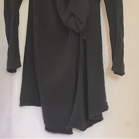 ⭐️OSKA⭐️TUNIC ASYMMETRICAL CUT WRAP SWEATER W/TIES TO SECURE @WAIST SIZE SMALL - Picture 9 of 12